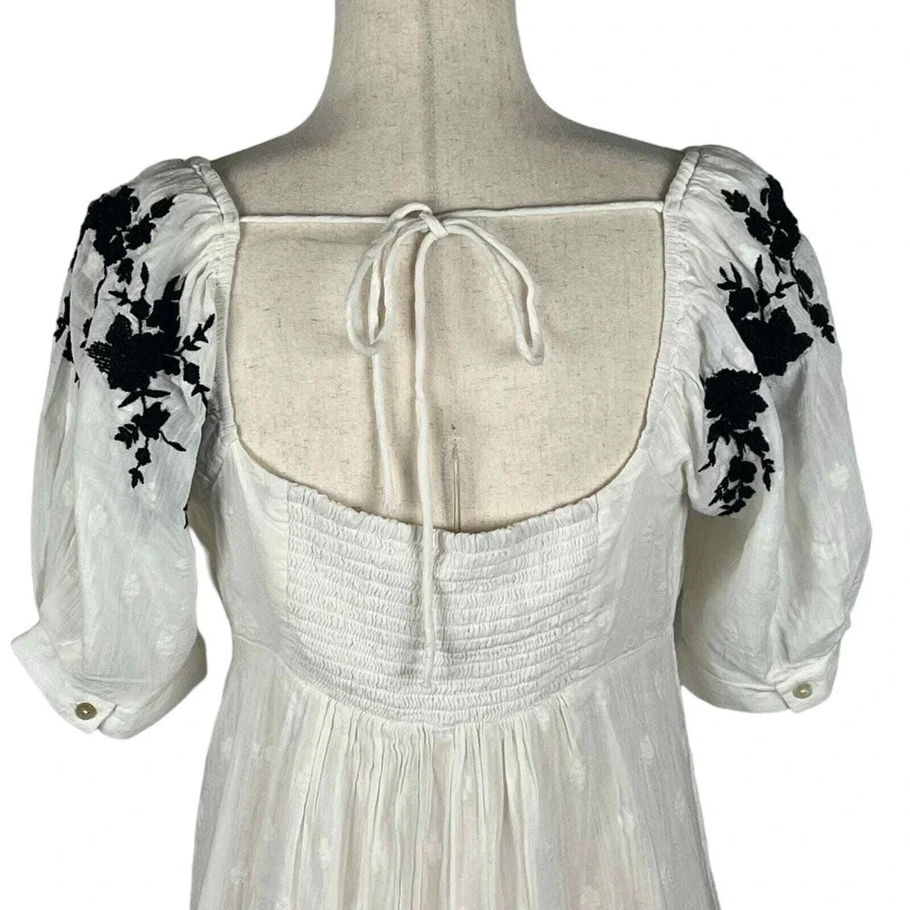 Free People Embroidered Square Neck Peasant Top White Black Size S, NWT